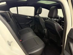 Mercedes-Benz EcoBoost 180 ST Line - photo 15