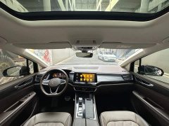 Volkswagen 380TSI Premium Edition - ფოტო 11