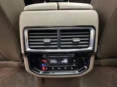 Volkswagen 380TSI Premium Edition - ფოტო 16