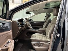 Volkswagen 380TSI Premium Edition - ფოტო 9
