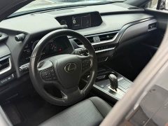 Lexus UX 300e Edition - ფოტო 5