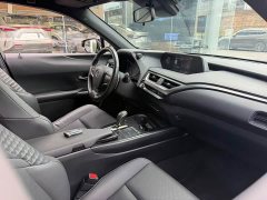 Lexus UX 300e Edition - ფოტო 8