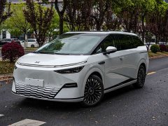 Xpeng X9 EV 740Ultra Long Range Max - ფოტო 1