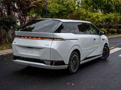 Xpeng X9 EV 740Ultra Long Range Max - ფოტო 2