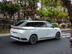 Xpeng X9 EV 740Ultra Long Range Max - ფოტო 6