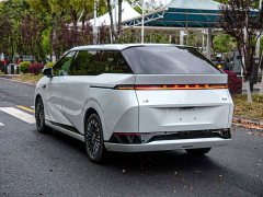 Xpeng X9 EV 740Ultra Long Range Max - ფოტო 8