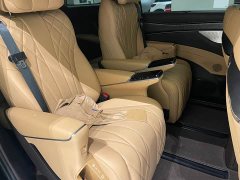 Denza D9 DM-i 2WD Version - ფოტო 14