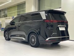 Denza D9 DM-i 2WD Version - ფოტო 4