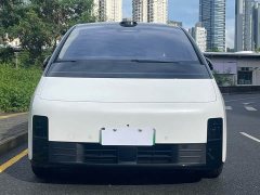 Li Auto MEGA Ultra Edition - ფოტო 2