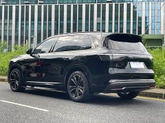 AITO M8 EREV Max Edition 53.4kWh 6 Edition (192) - ფოტო 4