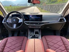 BMW X5 xDrive 30Li Deluxe VersionM - ფოტო 14