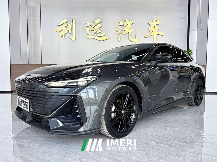 Changan UNI-V 1.5T Version - ავტომობილი ჩინეთიდან