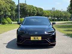 Changan UNI-V 2.0T Version - ფოტო 2