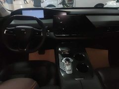 Changan UNI-K 2.0T Luxury Version - ფოტო 12