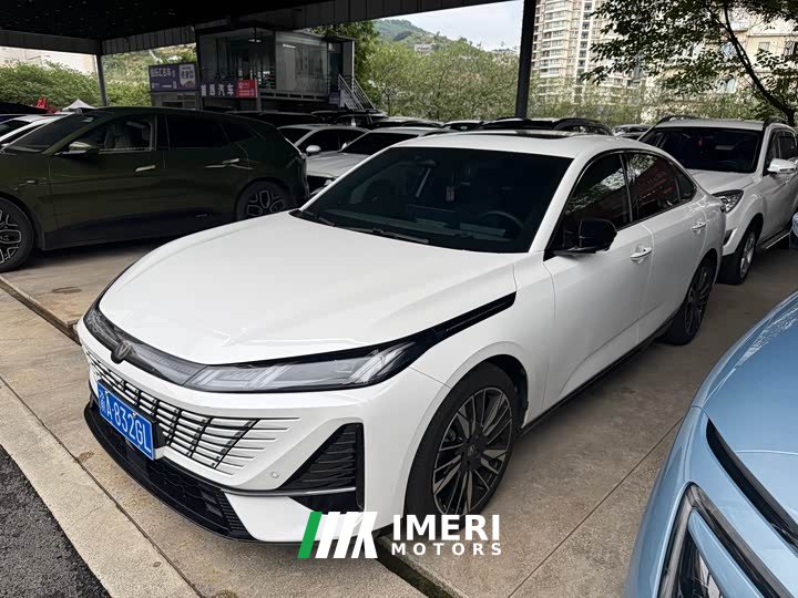 Changan 1.5T 500Bar Smart Version - ავტომობილი ჩინეთიდან