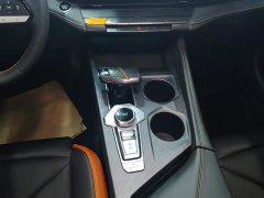 Changan UNI-V 1.5T Premium Version - ფოტო 16