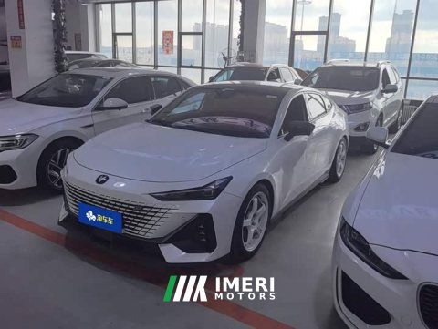 2023 Changan UNI-V 1.5T Premium Version - ავტომობილი ჩინეთიდან
