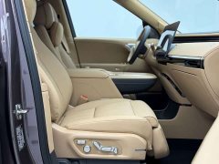 Xpeng GX EREV 1585AWDUltraFlagship Edition - ფოტო 16