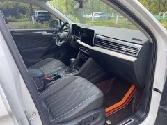 Volkswagen L 330TSI 2WDR-Line Edition - photo 13