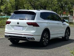 Volkswagen L 330TSI 2WDR-Line Edition - photo 4