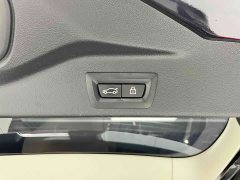 BMW X5 xDrive 30Li Deluxe VersionM - ფოტო 16