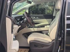 Denza D9 DM-i 980 AWD Version - ფოტო 9