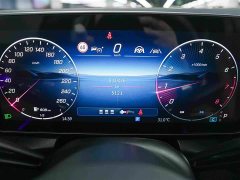 Mercedes-Benz GLC 300 L 4MATIC Version 5 - ფოტო 7