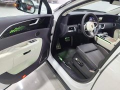 FAW E-HS9 690km Edition - ფოტო 15