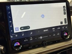 Lexus LM 500h Edition - ფოტო 13