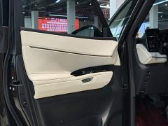 Lexus LM 500h Edition - ფოტო 9