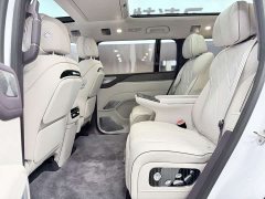 Yangwang U8 L Edition - ფოტო 7