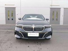 BMW i5 eDrive 35L M - ფოტო 10