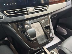 FAW HQ9 2.0T Luxury Edition - ფოტო 5