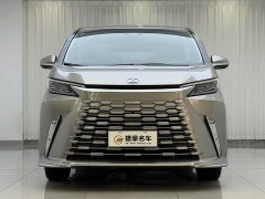 Lexus LM 500h Edition - ფოტო 2