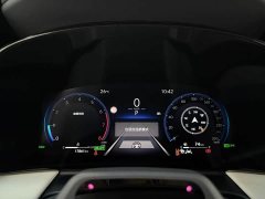 Lexus LM 500h Edition - ფოტო 9