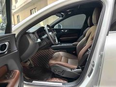 Volvo XC60 B5 AWDLuxury Edition - ფოტო 11
