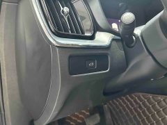 Volvo XC60 B5 AWDLuxury Edition - ფოტო 13