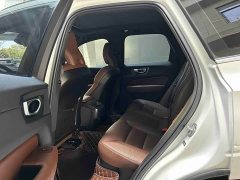 Volvo XC60 B5 AWDLuxury Edition - ფოტო 5