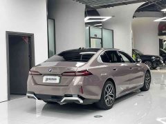 BMW i5 eDrive 35L M - ფოტო 11