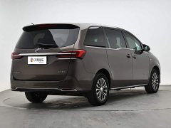 Buick GL8 Version - ფოტო 3