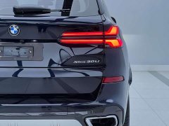 BMW X5 xDrive 30Li Deluxe VersionM - ფოტო 3