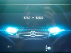 Mercedes-Benz E 300 L Luxury Version - ფოტო 8