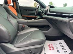 Changan UNI-V 1.5T Premium Version - ფოტო 17