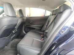 Lexus ES 200 Luxury Edition - ფოტო 9