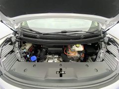 Denza D9 DM-i 980 AWD Version - ფოტო 12
