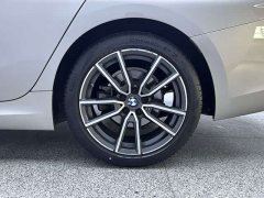 BMW 3 325Li M - ფოტო 17