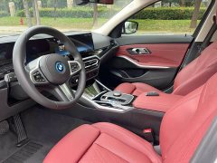 BMW i3 eDrive 35 L - ფოტო 13