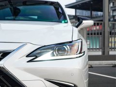 Lexus ES 200 Edition - ფოტო 2