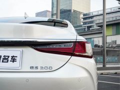 Lexus ES 200 Edition - ფოტო 8