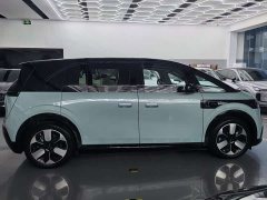 Zeekr MIX Smart Drive Edition - ფოტო 4